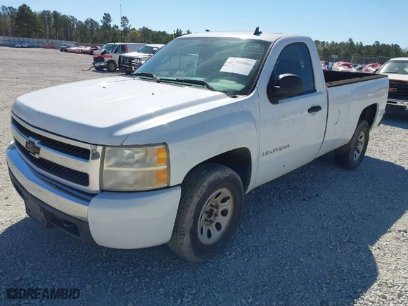 2007 Chevrolet Silverado 1500 LT w/1LT with VIN 1GCEC14027Z557284, listed as a IAAI auction lot 41792086 with 295,377 mi miles. Bid and sale history available at carsss.com. Image 2.
