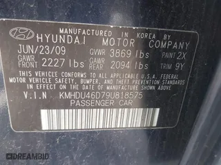 2009 Hyundai Elantra SE with VIN KMHDU46D79U818575, listed as a IAAI auction lot 42075991 with 215,096 mi miles. Bid and sale history available at carsss.com. Image 9.