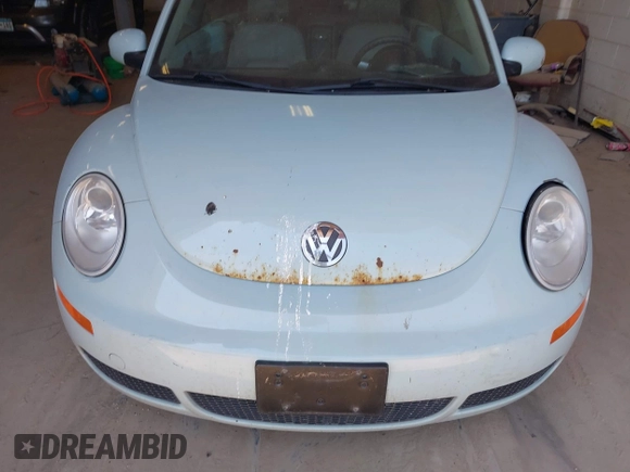 2006 Volkswagen Beetle with VIN 3VWRF31Y96M319153, listed as a IAAI auction lot 42714949 with 179,332 mi miles and . Bid and sale history available at DreamBid. Image 11.