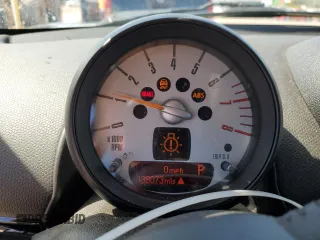 2014 MINI Countryman with VIN WMWZB3C51EWR40111, listed as a Copart auction lot 50274045 with 138,073 mi miles and Salvage title. Bid and sale history available at DreamBid. Image 9.