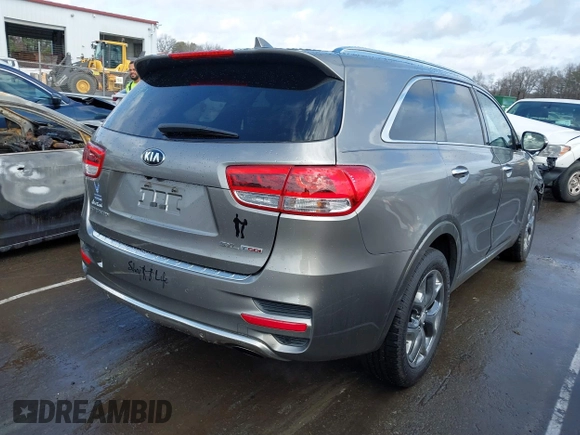 2016 Kia Sorento SXL with VIN 5XYPK4A19GG089000, listed as a IAAI auction lot 41726853 with 73,809 mi miles. Bid and sale history available at carsss.com. Image 4.