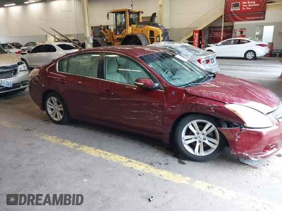 2010 Nissan Altima 3.5 SR with VIN 1N4BL2AP2AN480432, listed as a IAAI auction lot 40442252 with 163,512 mi miles. Bid and sale history available at carsss.com. Image 1.
