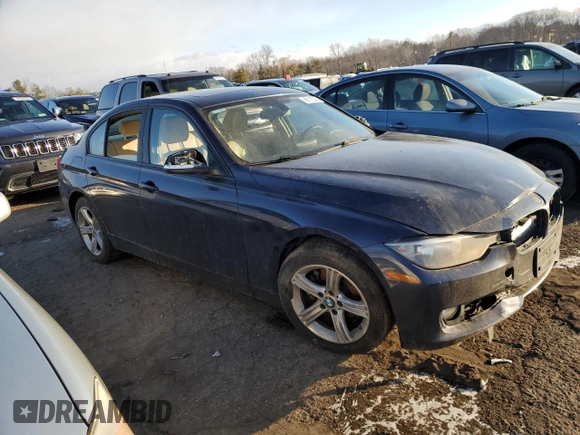 2013 BMW 3 Series 328i xDrive with VIN WBA3B5G58DNP41153, listed as a Copart auction lot 45118275 with 186,728 mi miles and Salvage Title. Bid and sale history available at carsss.com. Image 4.