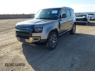 2023 Land Rover Defender X с VIN SALEX7EU1P2148879, выставлен на аукционе IAAI как лот 41770581 с пробегом 32 831 миль миль и . История ставок и продаж доступна на DreamBid. Изображение 18.