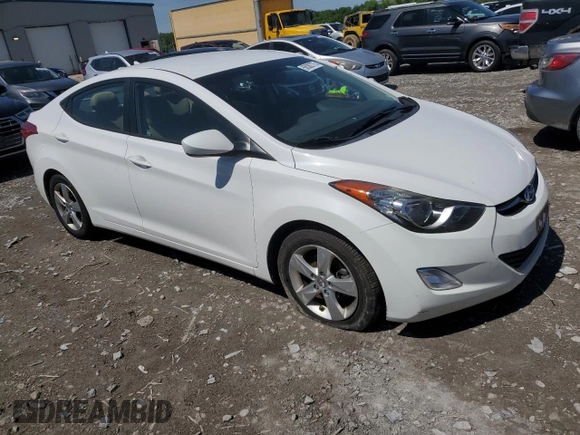 2013 Hyundai Elantra GLS z VIN 5NPDH4AE1DH374119, wystawiony jako Copart lot #56382775 z przebiegiem 118 116 mil mil oraz Szkoda całkowita • Salvage title. Historia ofert i sprzedaży dostępna na DreamBid. Obrazek 4.