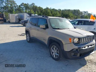 2015 Jeep Renegade Latitude with VIN ZACCJBBT0FPB67030, listed as a IAAI auction lot 41866195 with 120,618 mi miles. Bid and sale history available at carsss.com. Image 1.