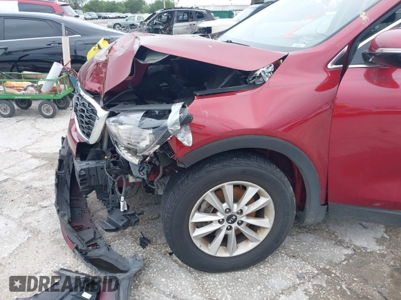 2020 Kia Sorento LX with VIN 5XYPG4A31LG686087, listed as a IAAI auction lot 41976544 with 111,158 mi miles and . Bid and sale history available at DreamBid. Image 17.