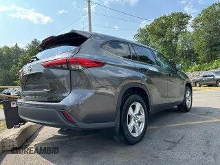2021 Toyota Highlander L z VIN 5TDBZRBHXMS545583, wystawiony jako Copart lot #65928105 z przebiegiem 143 121 mil mil oraz Czysty tytuł • Clean title. Historia ofert i sprzedaży dostępna na DreamBid. Obrazek 3.