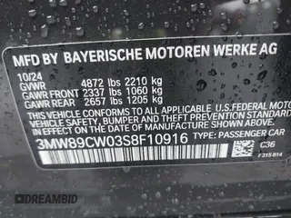 2025 BMW 3 Series 330i xDrive z VIN 3MW89CW03S8F10916, wystawiony jako IAAI lot #41796919 z przebiegiem 1497 mil mil oraz . Historia ofert i sprzedaży dostępna na DreamBid. Obrazek 9.