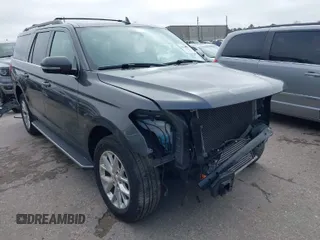 2020 Ford Expedition Max XLT z VIN 1FMJK1HT8LEA33916, wystawiony jako IAAI lot #41636565 z przebiegiem 68 638 mil mil oraz . Historia ofert i sprzedaży dostępna na DreamBid. Obrazek 1.