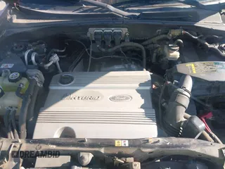2005 Ford Escape with VIN 1FMYU95H55KC30313, listed as a IAAI auction lot 42475739 with 398,748 mi miles and . Bid and sale history available at DreamBid. Image 10.