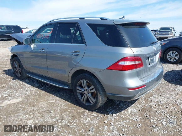 2012 Mercedes-Benz M ML 350 with VIN 4JGDA5HB3CA029777, listed as a IAAI auction lot 41905904 with 64,588 mi miles. Bid and sale history available at carsss.com. Image 3.