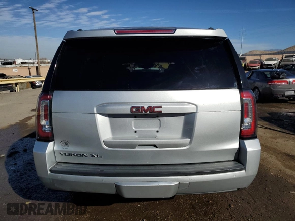2018 GMC Yukon XL SLT with VIN 1GKS2GKC1JR198012, listed as a Copart auction lot 42400965 with 155,496 mi miles and Salvage Title. Bid and sale history available at carsss.com. Image 6.