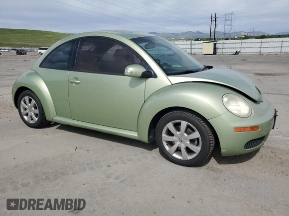 2008 Volkswagen Beetle S с VIN 3VWRW31C48M510132, выставлен на аукционе Copart как лот 56692935 с пробегом 125 154 миль миль и Списание • Salvage title. История ставок и продаж доступна на DreamBid. Изображение 4.