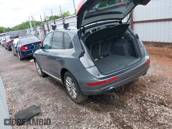 2013 Audi Q5 Premium with VIN WA1CFAFP2DA081938, listed as a IAAI auction lot 42088589 with 136,173 mi miles. Bid and sale history available at carsss.com. Image 3.