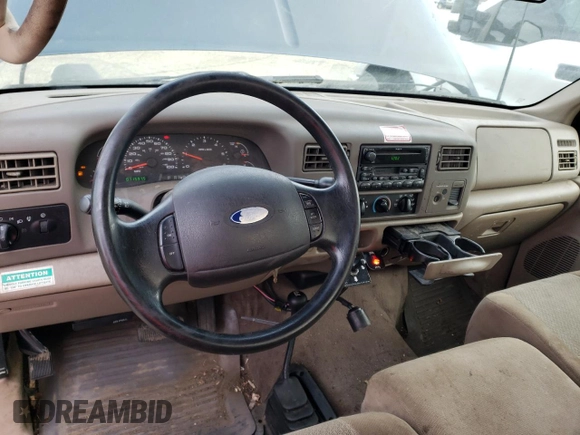 2003 Ford F-350 XL with VIN 1FTSF31S33EB31066, listed as a Copart auction lot 84225024 with 71,597 mi miles and Clean Title. Bid and sale history available at DreamBid. Image 8.