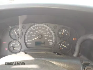 2005 Chevrolet Express Cargo with VIN 1GCFG15X451110200, listed as a IAAI auction lot 42551590 with 239,764 mi miles and . Bid and sale history available at DreamBid. Image 7.