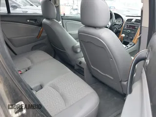 2006 Saturn VUE z VIN 5GZCZ53476S832848, wystawiony jako IAAI lot #38604450 z przebiegiem 196 954 mil mil oraz . Historia ofert i sprzedaży dostępna na DreamBid. Obrazek 8.