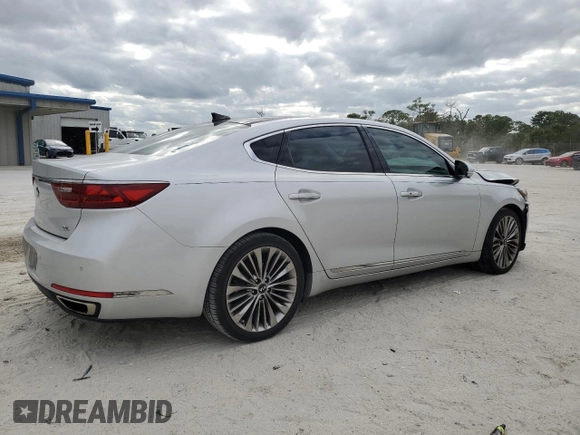 2017 Kia Cadenza Limited with VIN KNALC4J11H5066832, listed as a Copart auction lot 81052144 with 52,580 mi miles and Salvage Title. Bid and sale history available at carsss.com. Image 3.