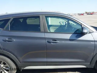 2018 Hyundai Tucson SEL with VIN KM8J33A4XJU725819, listed as a IAAI auction lot 42025469 with 119,866 mi miles. Bid and sale history available at carsss.com. Image 13.