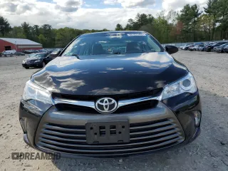 2015 Toyota Camry XLE with VIN 4T1BF1FK0FU887697, listed as a Copart auction lot 56322585 with 102,386 mi miles and Clean Title. Bid and sale history available at DreamBid. Image 5.