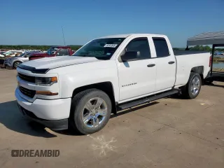 2018 Chevrolet Silverado 1500 Custom with VIN 1GCRCPEH8JZ243851, listed as a Copart auction lot 52632695 with 186,609 mi miles and Salvage Title. Bid and sale history available at DreamBid. Image 1.