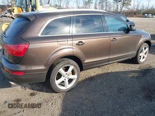 2010 Audi Q7 Premium Plus with VIN WA1LYAFE2AD006417, listed as a IAAI auction lot 41312214 with 122,281 mi miles and . Bid and sale history available at DreamBid. Image 4.