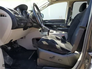 2014 Chrysler Town & Country Touring with VIN 2C4RC1BG6ER299909, listed as a Copart auction lot 53204345 with 196,131 mi miles and Clean Title. Bid and sale history available at carsss.com. Image 7.