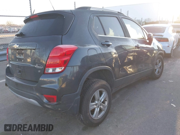 2018 Chevrolet Trax LT with VIN 3GNCJPSB4JL253304, listed as a IAAI auction lot 41640689 with 90,894 mi miles and . Bid and sale history available at carsss.com. Image 4.