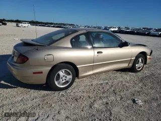 2005 Pontiac Sunfire with VIN 3G2JB12F55S105143, listed as a Copart auction lot 82333904 with 93,112 mi miles and Non Repairable. Bid and sale history available at carsss.com. Image 3.