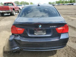 2009 BMW 3 Series 328i with VIN WBAPH73569A171010, listed as a Copart auction lot 61923715 with 209,062 mi miles and Salvage title. Bid and sale history available at DreamBid. Image 6.