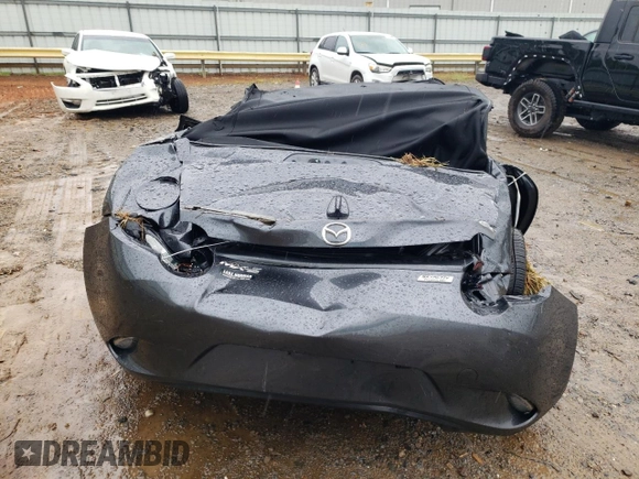 2016 Mazda MX-5 Miata Club z VIN JM1NDAC76G0116614, wystawiony jako Copart lot #56637115 z przebiegiem Nie podano mil oraz Szkoda całkowita • Salvage title. Historia ofert i sprzedaży dostępna na DreamBid. Obrazek 10.