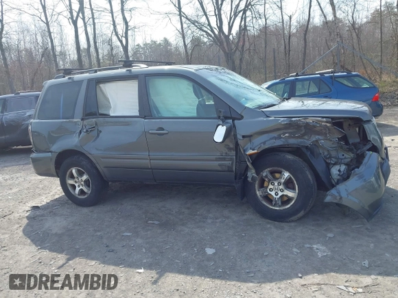 2008 Honda Pilot EX-L with VIN 5FNYF18528B053304, listed as a IAAI auction lot 42083113 with 131,867 mi miles. Bid and sale history available at carsss.com. Image 12.