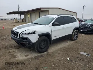 2015 Jeep Cherokee Trailhawk with VIN 1C4PJMBB5FW712933, listed as a Copart auction lot 45844265 with 90,827 mi miles and Salvage Title. Bid and sale history available at carsss.com. Image 1.