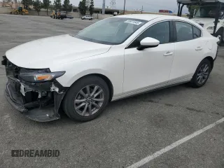 2021 Mazda 3 S z VIN JM1BPAAL3M1321338, wystawiony jako Copart lot #53631545 z przebiegiem 68 196 mil mil oraz Szkoda całkowita • Salvage title. Historia ofert i sprzedaży dostępna na DreamBid. Obrazek 1.