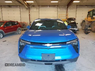 2024 Chevrolet Blazer EV eAWD LT z VIN 3GNKDBRJ6RS216307, wystawiony jako IAAI lot #41935806 z przebiegiem 10 850 mil mil oraz . Historia ofert i sprzedaży dostępna na DreamBid. Obrazek 12.