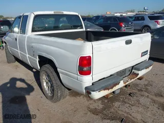 2001 Dodge Ram 1500 with VIN 3B7HC13Z81G204097, listed as a IAAI auction lot 41860723 with 191,489 mi miles. Bid and sale history available at carsss.com. Image 3.