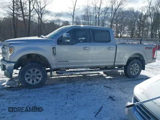 2018 Ford Super Duty F-250 SRW XL with VIN 1FT7W2BTXJEB09361, listed as a IAAI auction lot 41448071 with 73,658 mi miles. Bid and sale history available at carsss.com. Image 14.