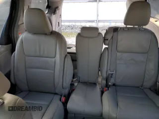 2017 Toyota Sienna XLE Auto Access Seat with VIN 5TDYZ3DC9HS820214, listed as a Copart auction lot 43328565 with 166,796 mi miles and Salvage title. Bid and sale history available at DreamBid. Image 10.