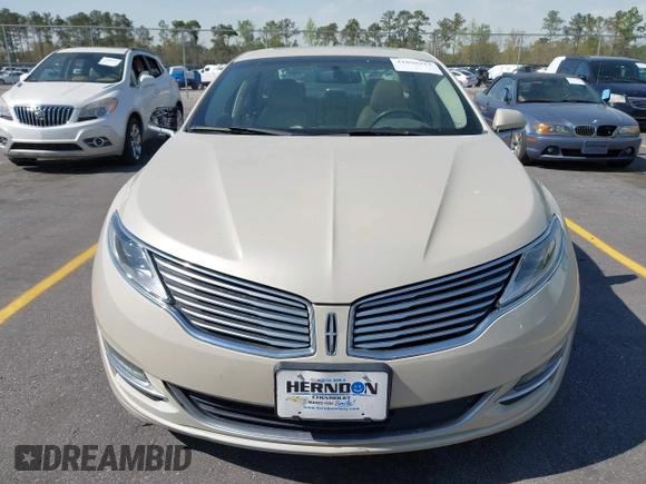 2016 Lincoln MKZ with VIN 3LN6L2J93GR618252, listed as a IAAI auction lot 41890213 with 96,414 mi miles and . Bid and sale history available at DreamBid. Image 12.