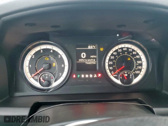 2019 Ram 1500 Tradesman z VIN 1C6RR7KT7KS692902, wystawiony jako Copart lot #55839745 z przebiegiem 74 437 mil mil oraz Czysty tytuł • Clean title. Historia ofert i sprzedaży dostępna na DreamBid. Obrazek 9.