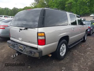 2005 Chevrolet Suburban LT z VIN 3GNEC16ZX5G197892, wystawiony jako IAAI lot #42045100 z przebiegiem 262 665 mil mil oraz . Historia ofert i sprzedaży dostępna na DreamBid. Obrazek 4.