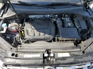 2021 Volkswagen Tiguan SE with VIN 3VV2B7AX2MM075326, listed as a Copart auction lot 52449985 with 8,034 mi miles and Salvage Title. Bid and sale history available at carsss.com. Image 14.