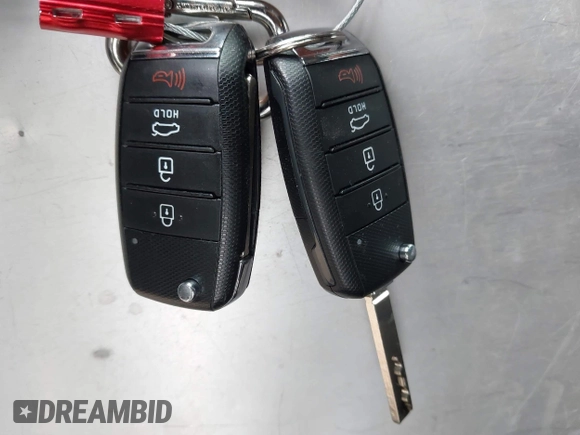 2020 Kia Optima LX z VIN 5XXGT4L3XLG422203, wystawiony jako IAAI lot #42290010 z przebiegiem 38 284 mil mil oraz . Historia ofert i sprzedaży dostępna na DreamBid. Obrazek 11.