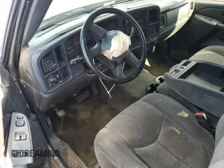 2004 Chevrolet Silverado 1500 Work Truck with VIN 1GCEC19V54E204447, listed as a Copart auction lot 76116284 with 285,385 mi miles and Salvage Title. Bid and sale history available at carsss.com. Image 8.