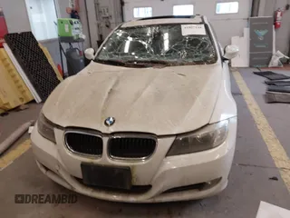 2011 BMW 3 Series 328i with VIN WBAPH5C55BA442391, listed as a IAAI auction lot 41807148 with Not Provided miles and . Bid and sale history available at carsss.com. Image 12.