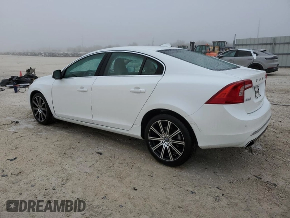 2018 Volvo S60 Inscription with VIN LYV402TK3JB170982, listed as a Copart auction lot 85951924 with 32,164 mi miles and Non repairable. Bid and sale history available at DreamBid. Image 2.