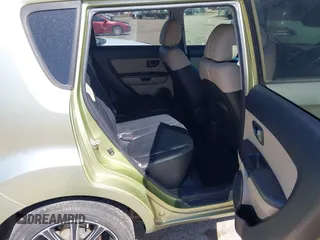 2011 Kia Soul + with VIN KNDJT2A22B7330062, listed as a IAAI auction lot 41772382 with 170,000 mi miles. Bid and sale history available at carsss.com. Image 8.