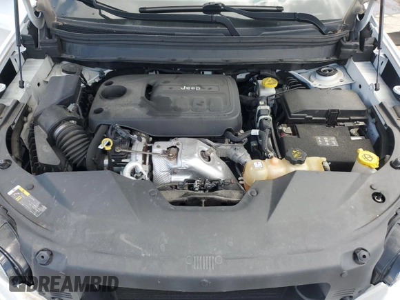 2019 Jeep Cherokee Overland with VIN 1C4PJMJN3KD123879, listed as a Copart auction lot 57650905 with 77,962 mi miles and Salvage title. Bid and sale history available at DreamBid. Image 12.