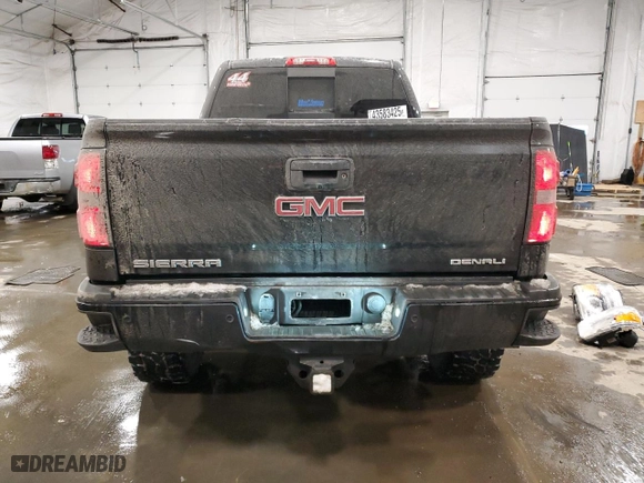 2015 GMC Sierra 2500HD Denali with VIN 1GT120E84FF194549, listed as a Copart auction lot 43583425 with 214,773 mi miles and Salvage Title. Bid and sale history available at carsss.com. Image 6.